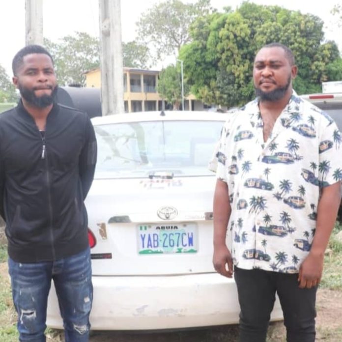 In Niger, police detain two offenders over an ATM exchange.